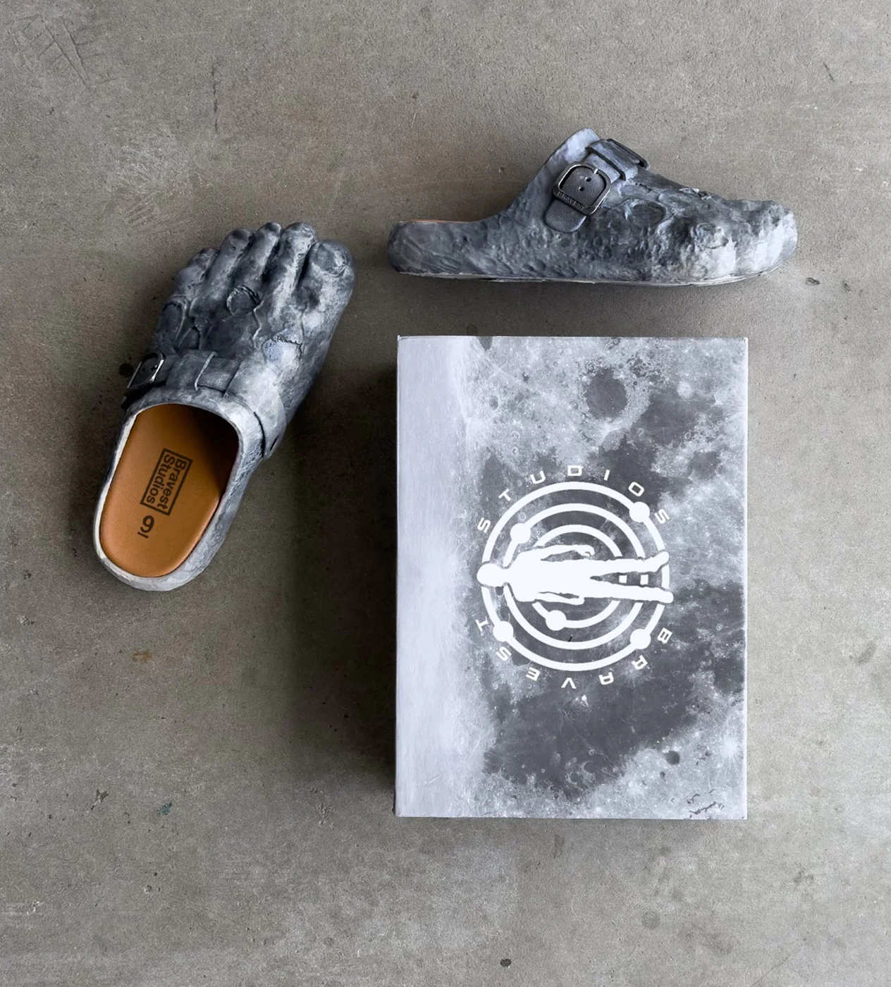 Bravest Studios Moon Clogs - Image 3